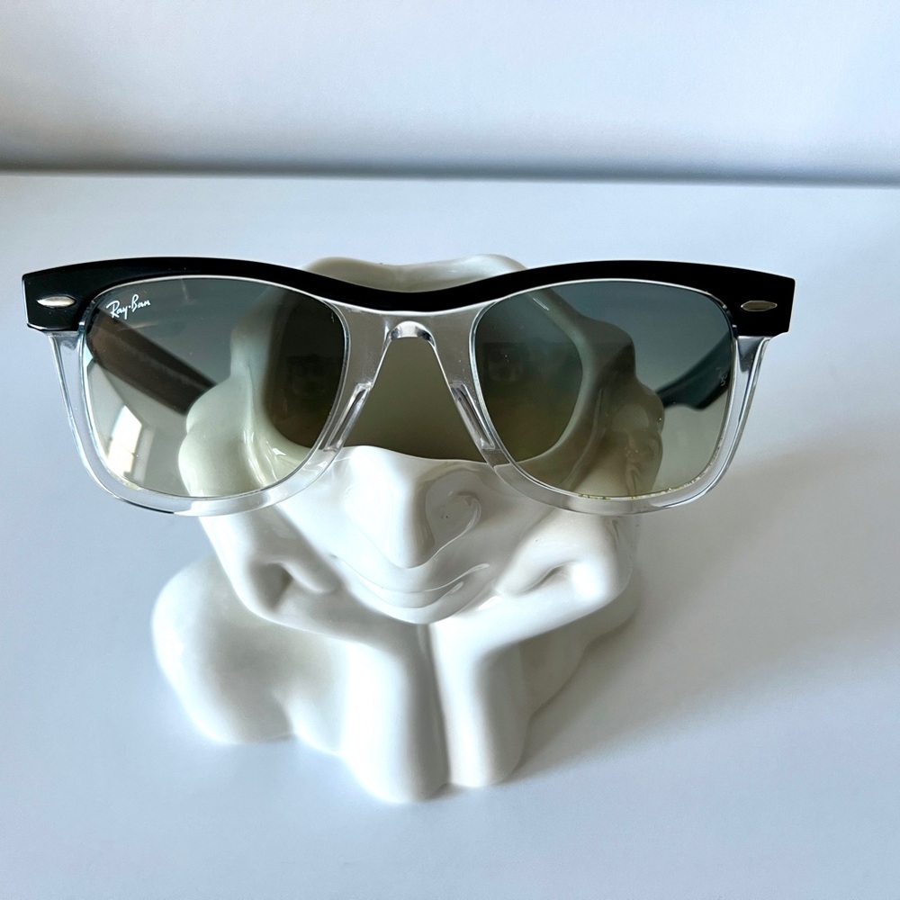 Ray Ban RB 2143 Wayfarer II Gradient Sunglasses 50 mm